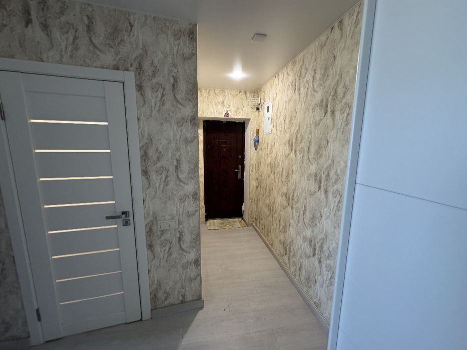 Продам власну 1 кімнатну квартиру  вул. Сучкова 31