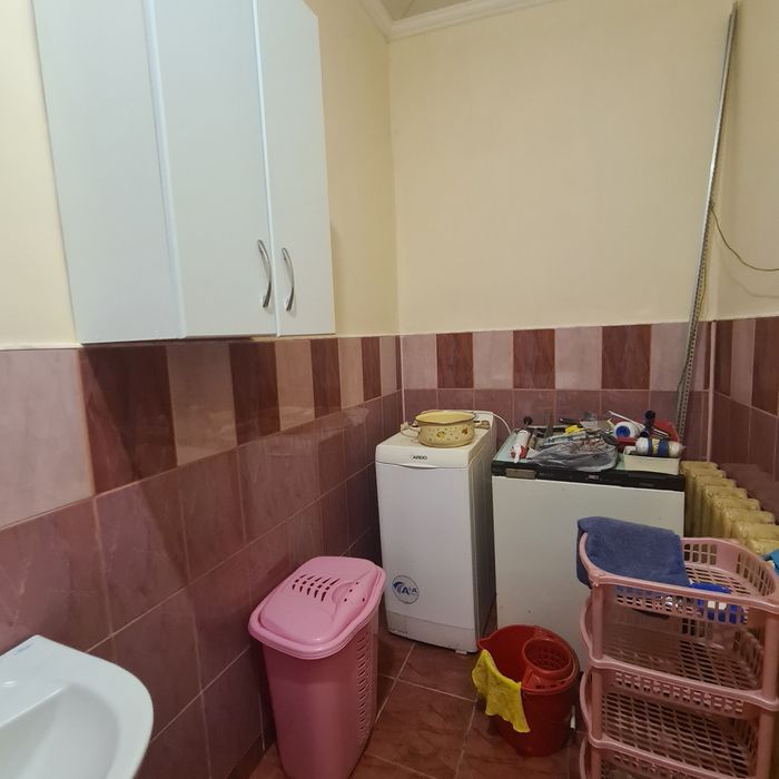 Продається двохкімнатна квартира в м.Берегове.