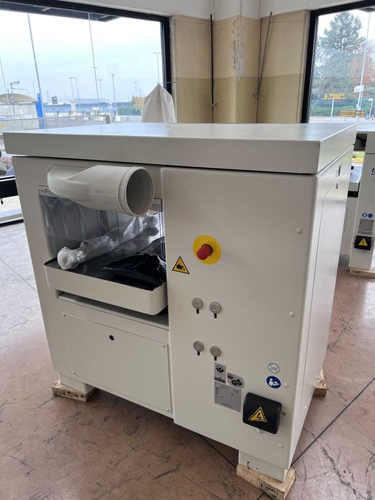 Grubościówka SCM s520 nova