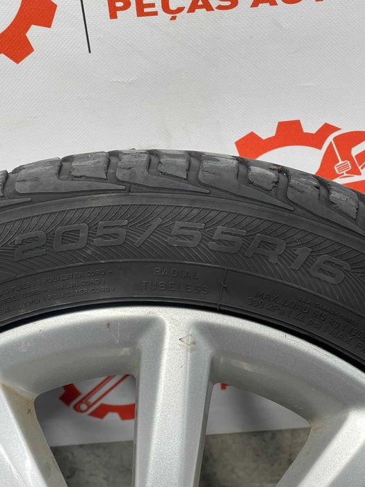 Jantes 16 com pneus Opel