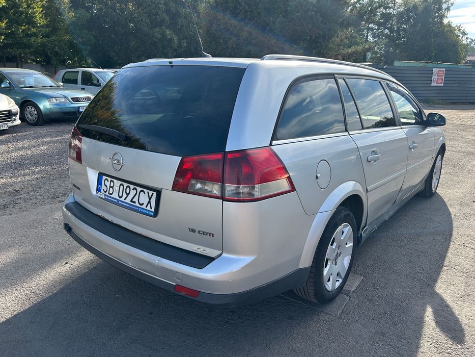 Opel Vectra C Kombi 1.9 CDTI 140 KM 2004r.
