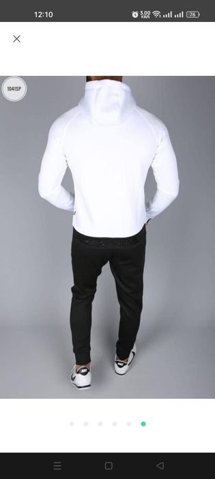 Спортивный костюм