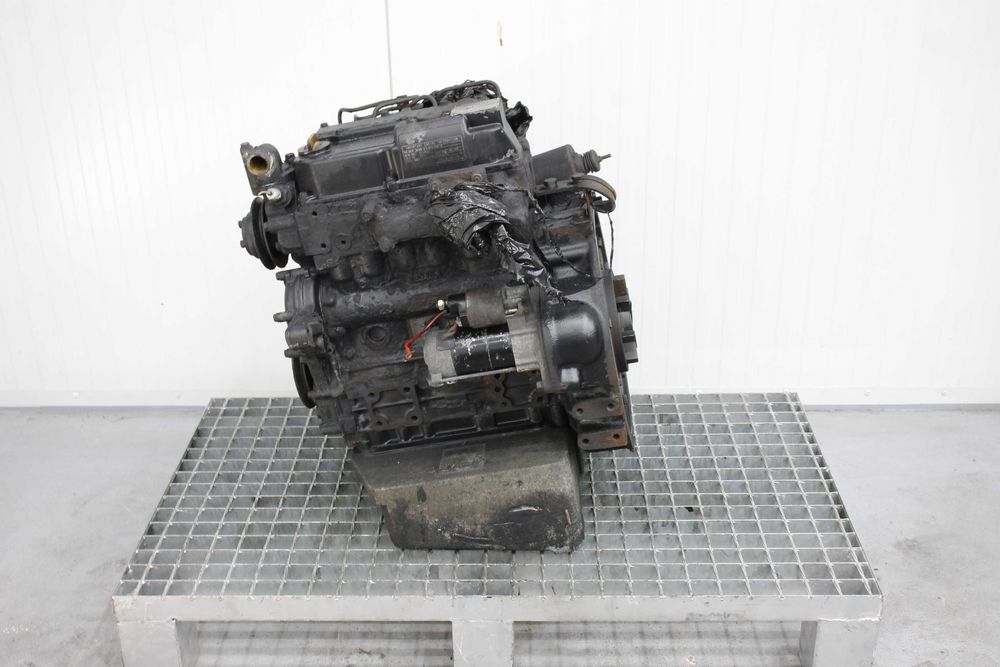 silnik isuzu diesel 3 cylindrowy koparka generator chłodnia 3cb1 walec