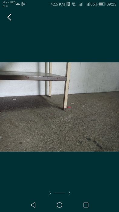 Mesa de apoio em ferro