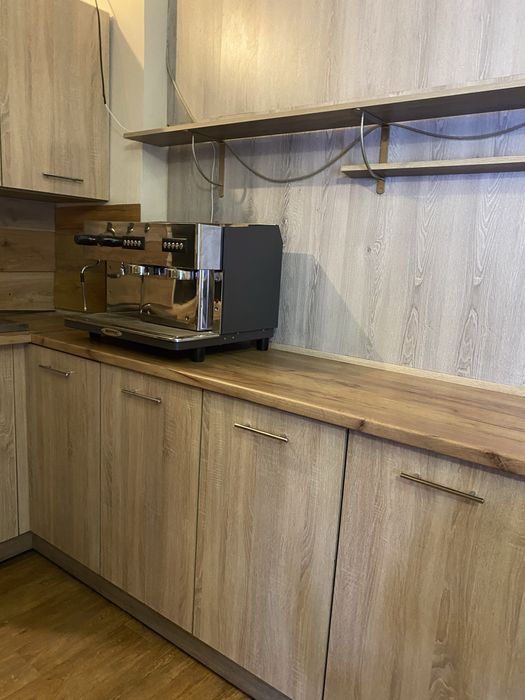 Готові меблі на кухню, в ідеальному стані