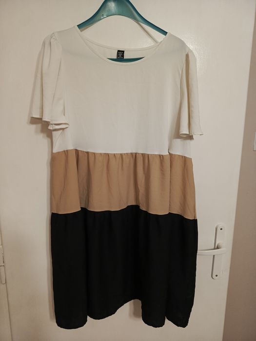 Sukienka falbany XL