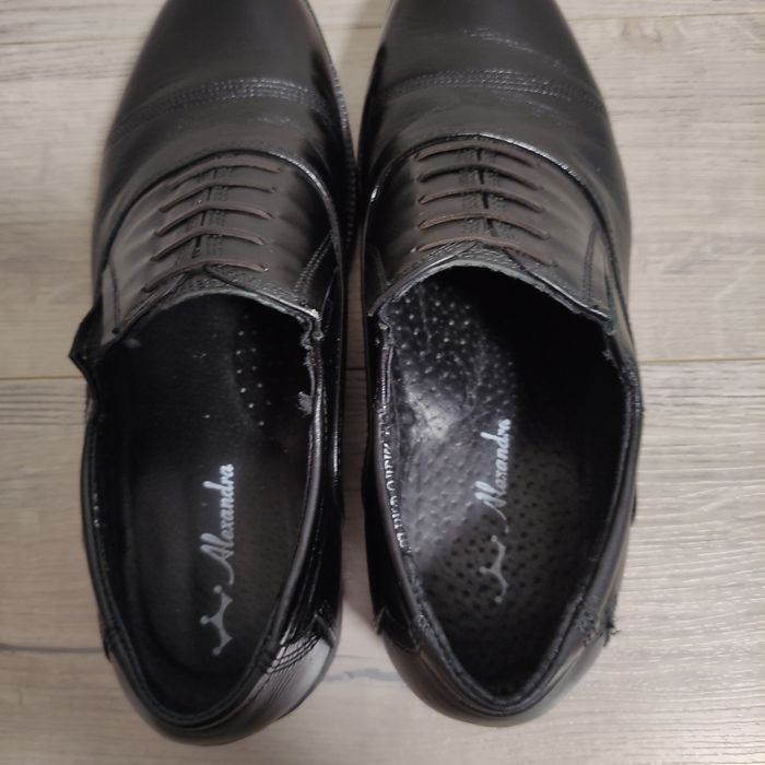 Туфлі Олександр майже нові