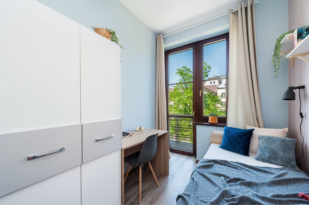 pokój z balkonem w centrum, od lipca - Widok 3