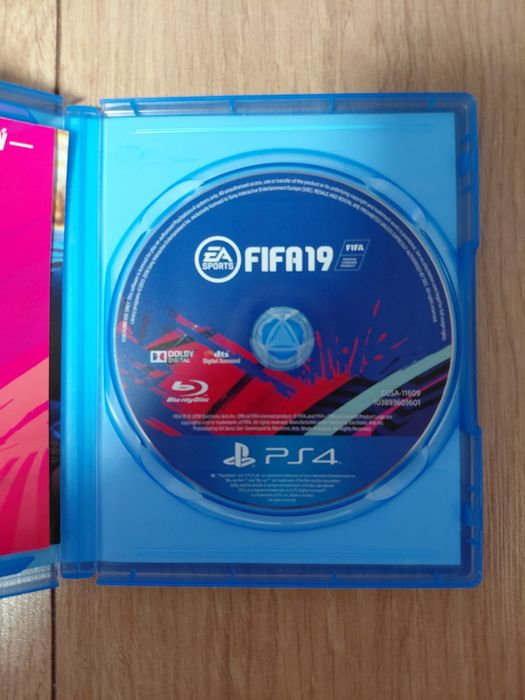 Gra Fifa 19 na PS4