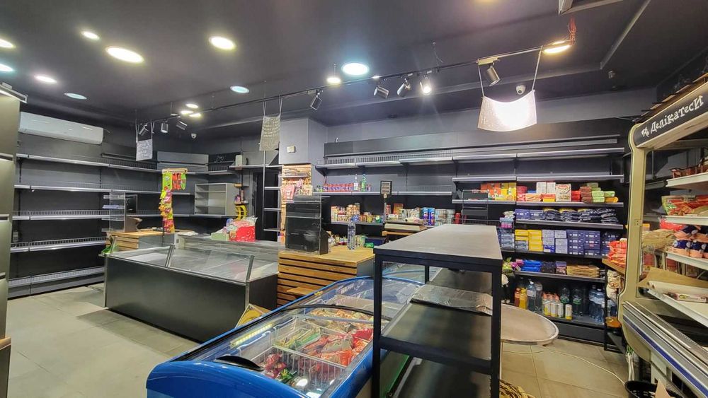 Приміщення Комерція Фасадний вхід вул.Драгана ( СИХІВ )