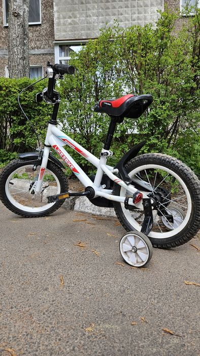 Дитячий велосипед 4-7 років