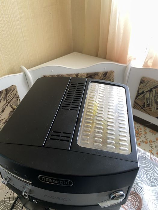 De’Longhi Magnifica