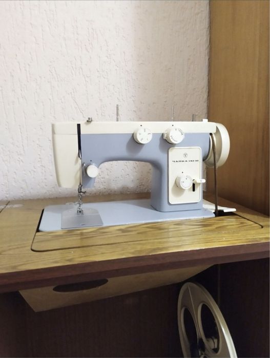 Швейна машинка чайка