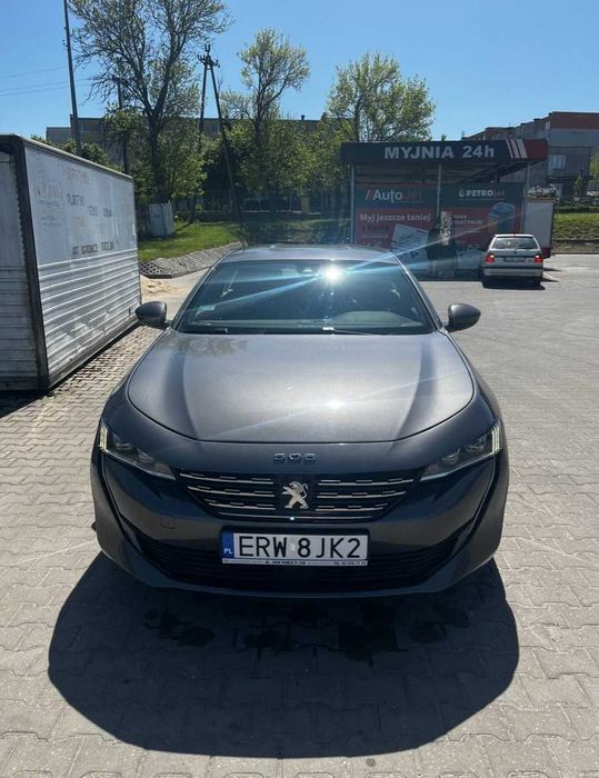 Peugeot 508 sedan