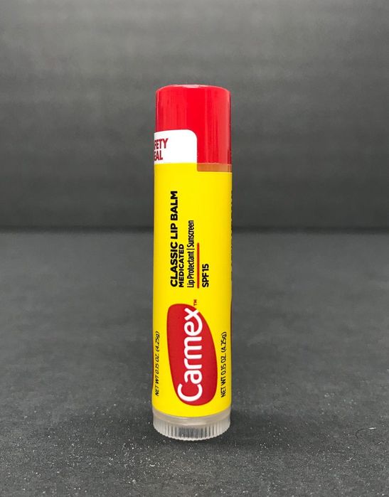 Бальзам для губ Carmex