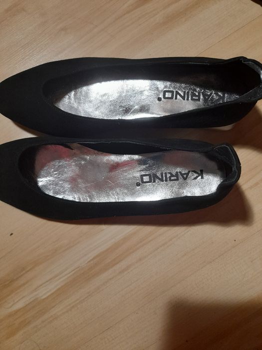 Buty czarne zamszowe  skużane nienoszone
