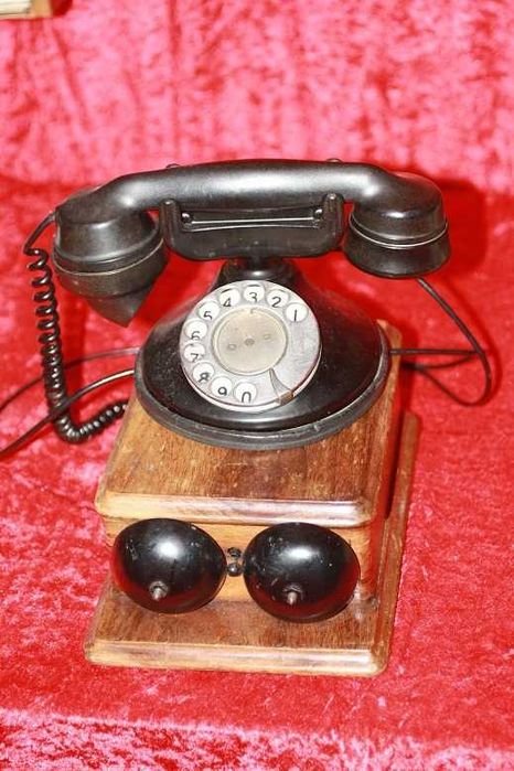 Telefone Pata de Elefante com caixa de campainha