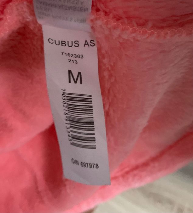 CUBUS mięciutki brzoskwiniowy szlafrok rozmiar M nowy bez metki