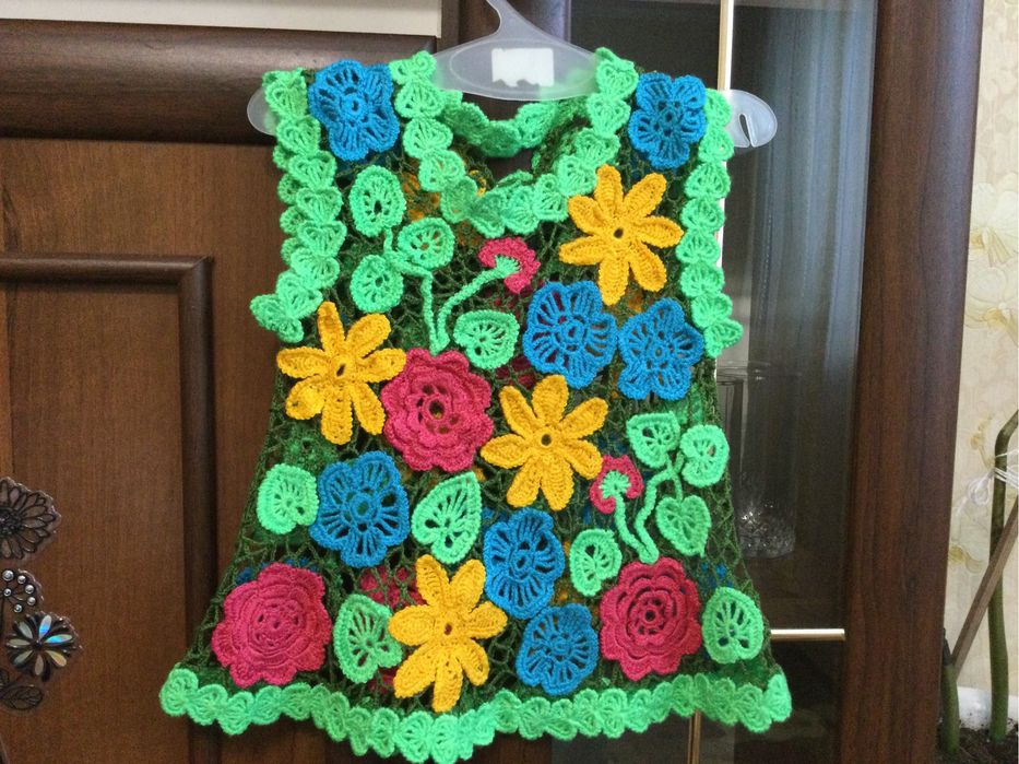 Плаття для дівчинки нове