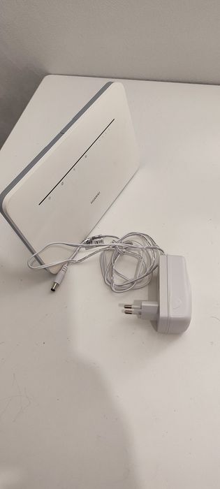 4G роутер Huawei  b535-232