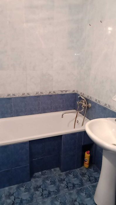 3к. Центр, вул. Батюка, 7, 69 кв.м, 31050 Дол. Торг.