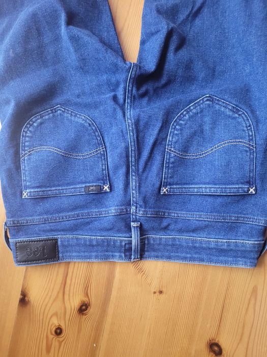 Spodnie jeansowe damskie