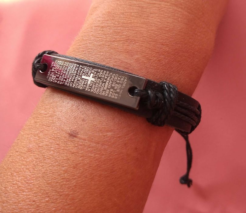 Czarna skórzana bransoletka z modlitwą "Ojcze nasz "