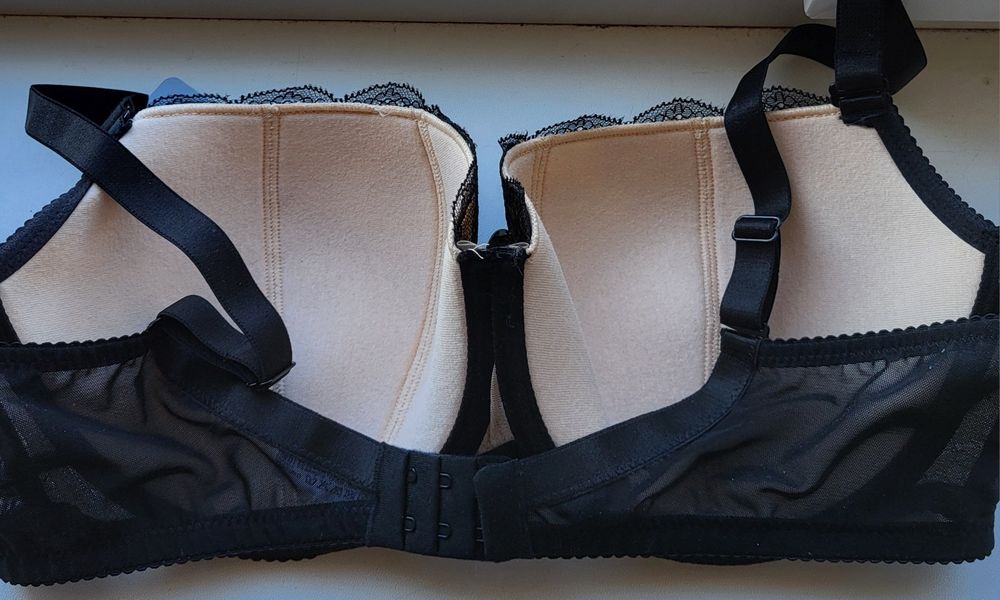 Продам Бюстик 95D.