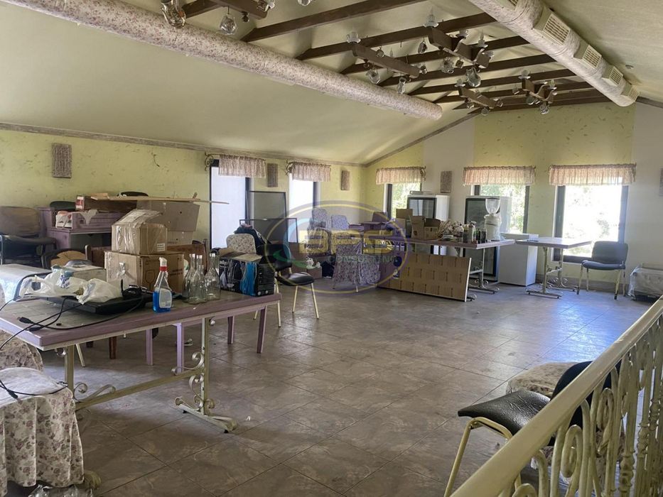 Продам окремо расташовану будівлю