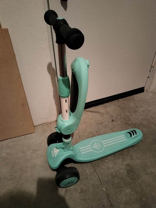 Trotinete berg com assento