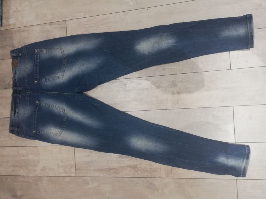Dżinsy damskie włoskie r. 36