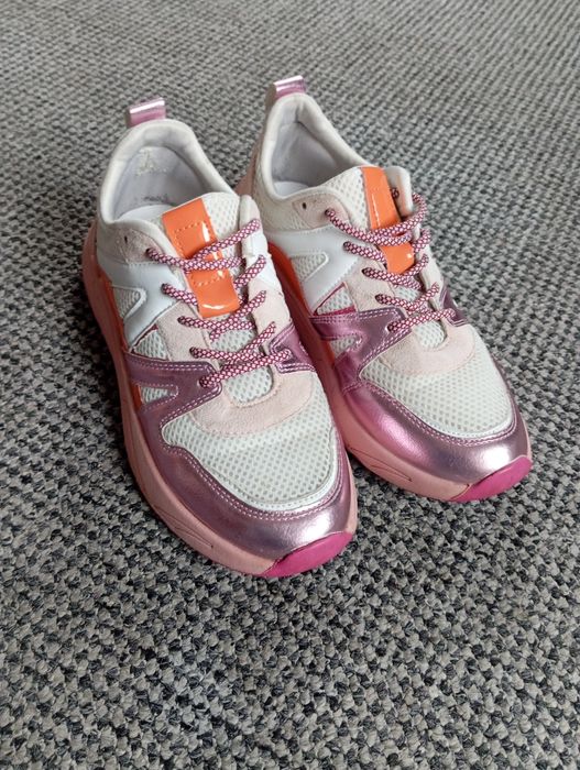 Buty damskie sneakersy marki POSH by Poelma r. 38