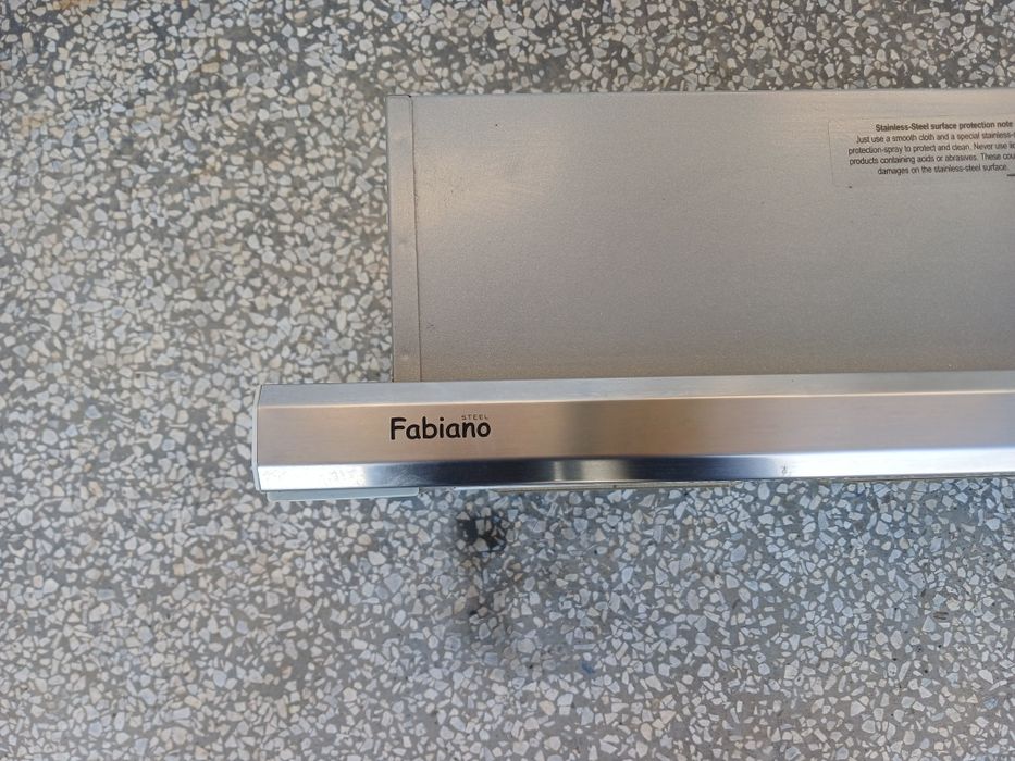 Кухонна витяжка Fabiano