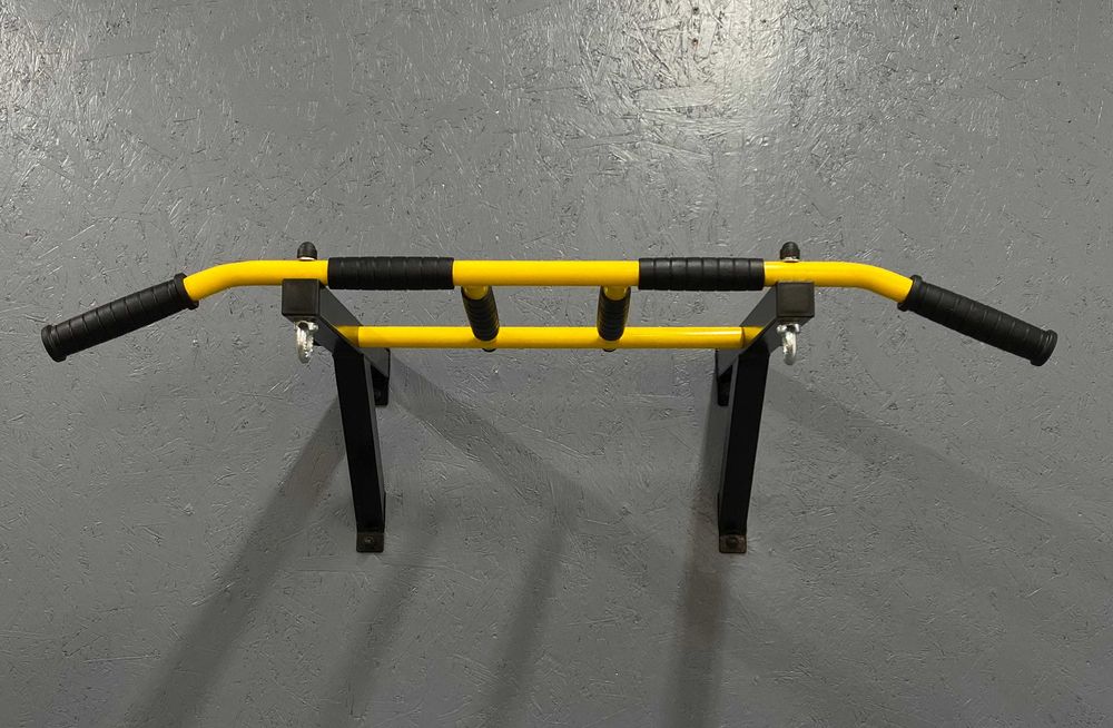 Турніки на стіну та стелю для дому (класичні, з брусами, мультихват)