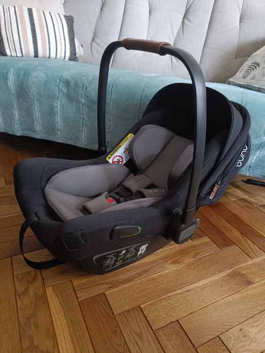 Fotelik samochodowy Nuna Pipa Next bardzo lekki