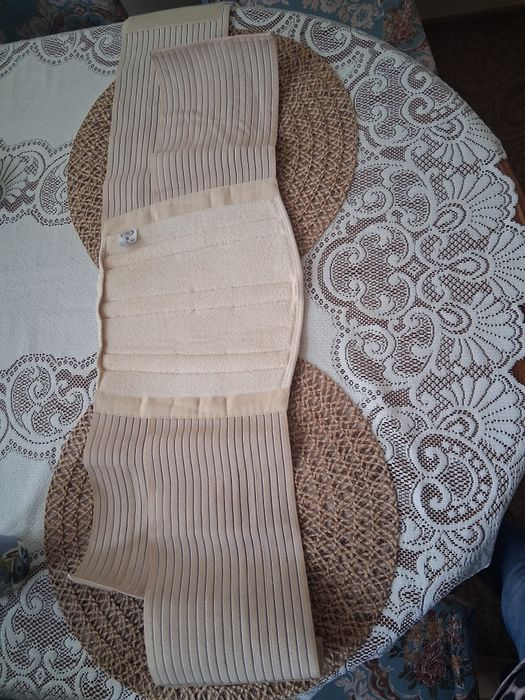 Pas na rzepy na odcinek dolny kręgosłupa.