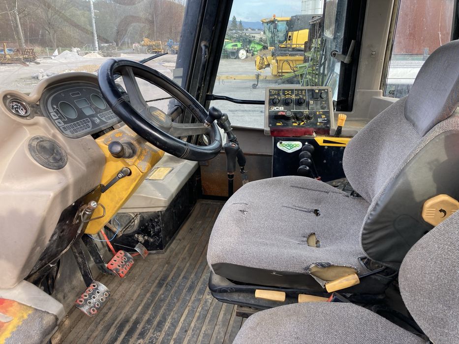 JCB Fastrac 3185