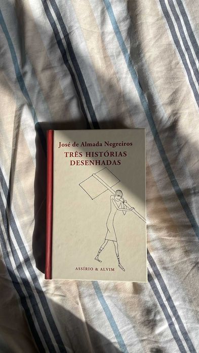 Livro Três Histórias Desenhadas de Almada Negreiros