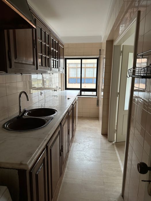 T1 Próximo Igreja Benfica