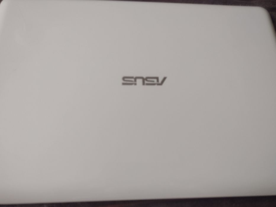 Asus Vivobook FHD SonicMaster 1TB