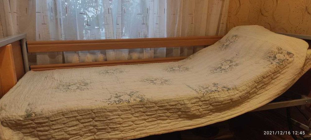 Кровать для лежачих больных, медицинская с электроприводом.: 12 000 грн ...