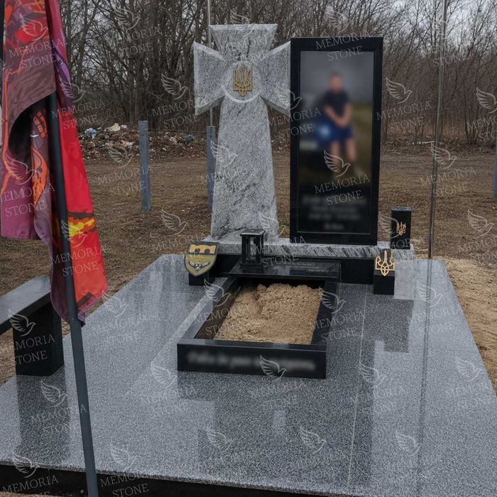 Гранітні пам'ятники, меморіальні комплекси з мармуру, виробництво м. Дніпро