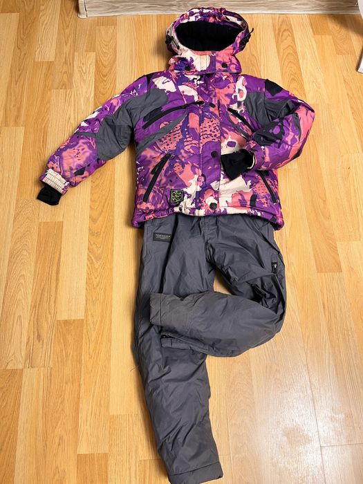 Зимний комбинезон для девочки