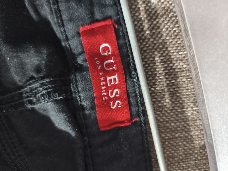 Jeansy GUESS Sculpt High Rise Skinny czarne wysoki stan S / 36 (W26/W27)
