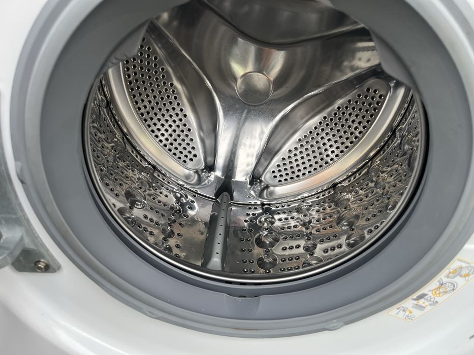 Вузька Пральна машина LG F72J7HY1W, 7 кг, 2019 рік