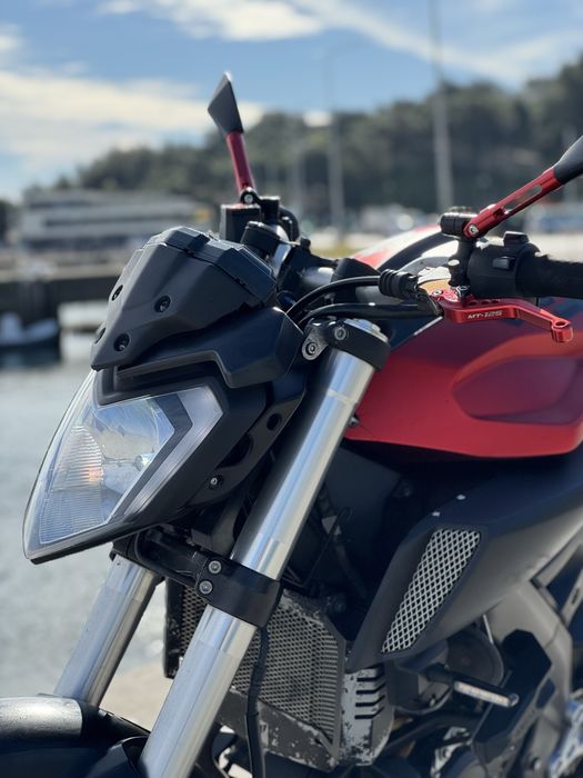 Yamaha MT-125 Vermelha