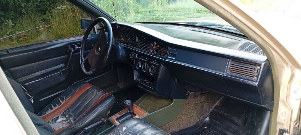 Продам Мерседес 190