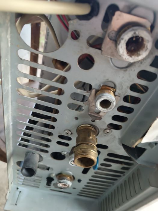 Продам газовий двухконтурний котел