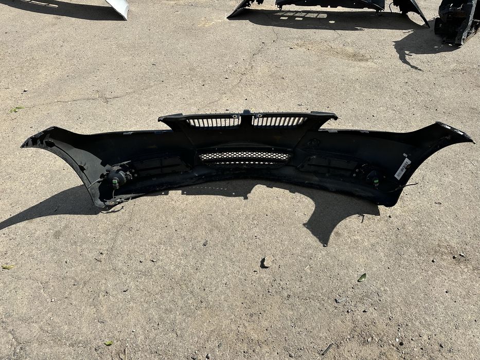Передній бампер BMW 3 E90 БМВ 3 Е90 2005-2008 дорестайл
