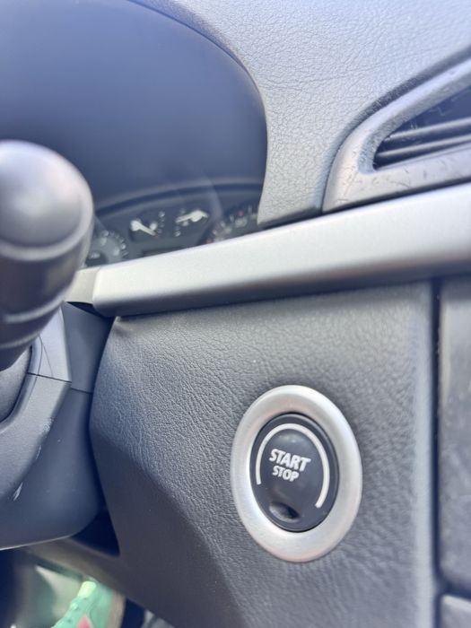 Renault Laguna — fotografia 9